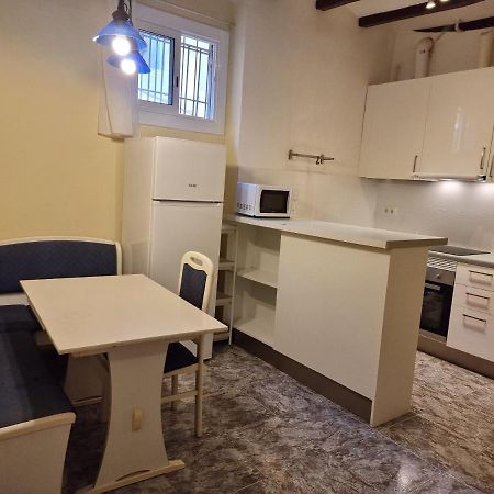 Apartamento 2 Bedrm Bcn Down Ac Wifi 30 Nigths Min Barcelona Exterior foto